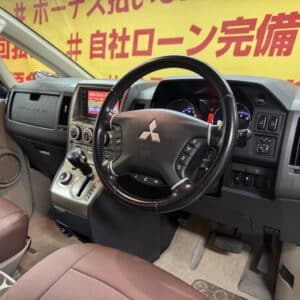 DELICA　デリカD5　シャモニー