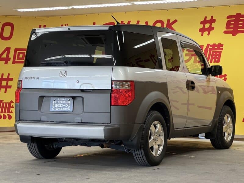 ELEMENT エレメント ベースグレード 【4WD】