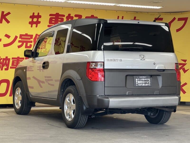 ELEMENT エレメント ベースグレード 【4WD】