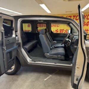 ELEMENT　エレメント　ベースグレード　【4WD】