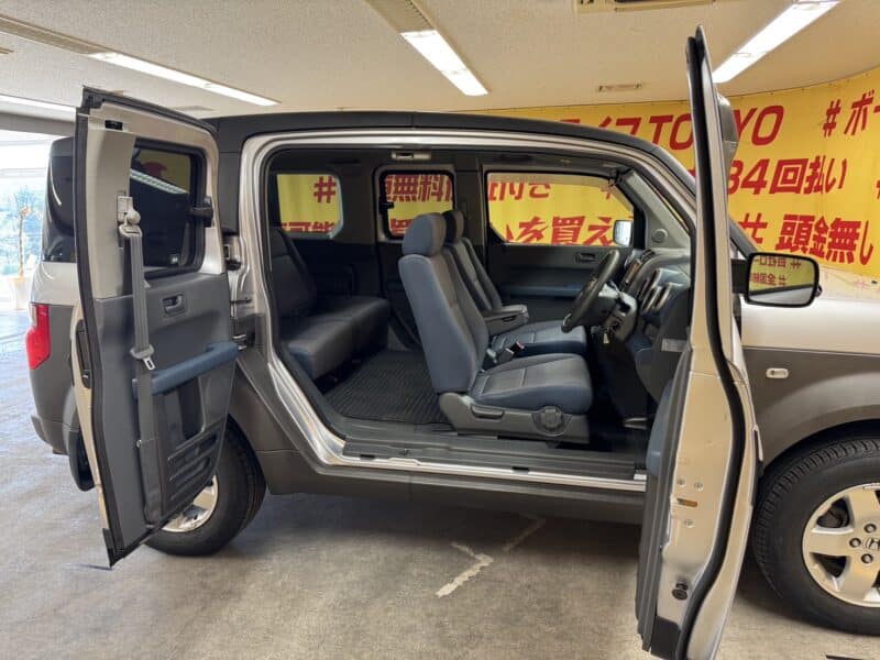 ELEMENT エレメント ベースグレード 【4WD】