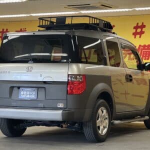 ELEMENT エレメント ベースグレード 【4WD】