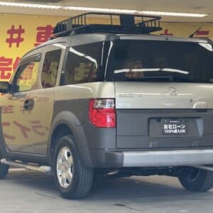 ELEMENT エレメント ベースグレード 【4WD】