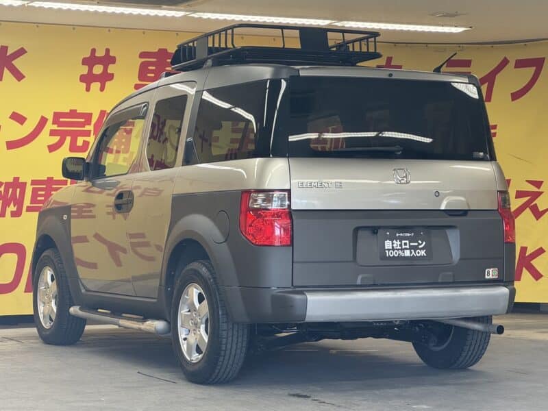 ELEMENT エレメント ベースグレード 【4WD】