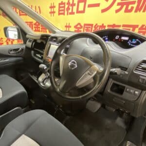 SERENA　セレナ　ライダー　ブラックライン　S-HV【特別仕様車】
