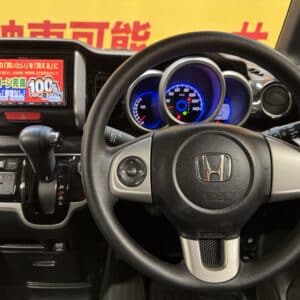 N-BOX　カスタム　G　Lパッケージ　【4WD】