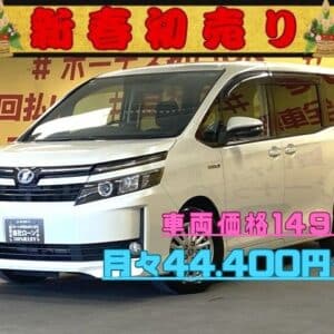 VOXY ヴォクシーHV V 【車検2年付】