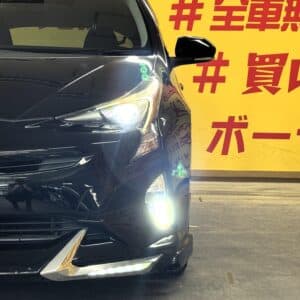 PRIUS　プリウス　S　【総合評価優良車】【カスタム】