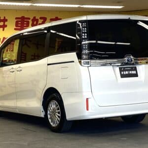 VOXY　ヴォクシーHV　V　【車検2年付】