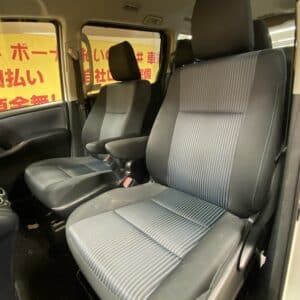 VOXY　ヴォクシー　ＺＳ【総合評価優良車】