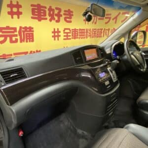 ELGRAND エルグランド ２５０ハイウェイスター