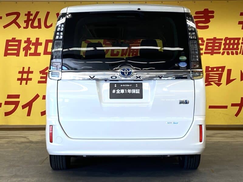 VOXY ヴォクシーHV V 【車検2年付】