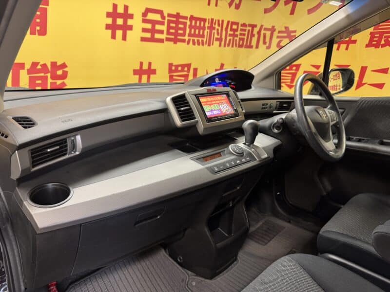 FREED HV フリードハイブリッド ジャストセレクション