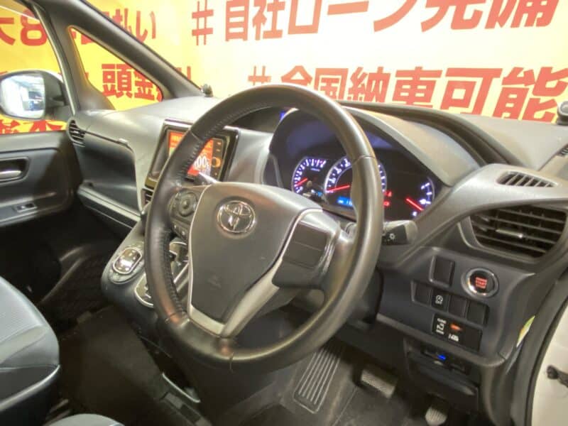 VOXY ヴォクシー ZS【総合評価優良車】