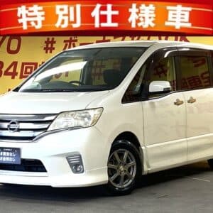 SERENA　セレナ　ハイウェイスター Vセレクション【特別仕様車】【総合評価優良車】