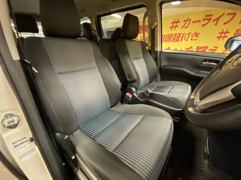 VOXY ヴォクシー ZS【総合評価優良車】