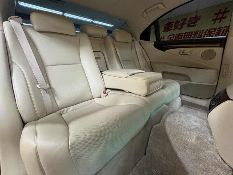 LEXUS レクサス LS460