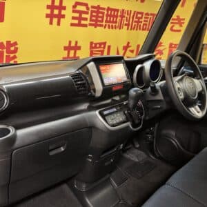 N-BOX　カスタム　G　Lパッケージ　【4WD】