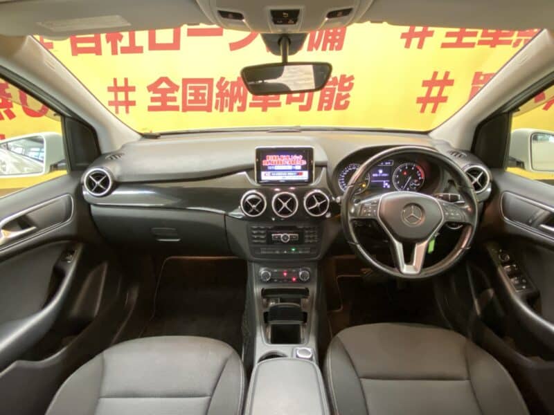 MERCEDES BENZ メルセデスベンツ B180 バリューパッケージ