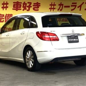 MERCEDES BENZ   メルセデスベンツ　B180　バリューパッケージ