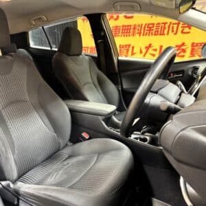 PRIUS　プリウス　S　【総合評価優良車】【カスタム】