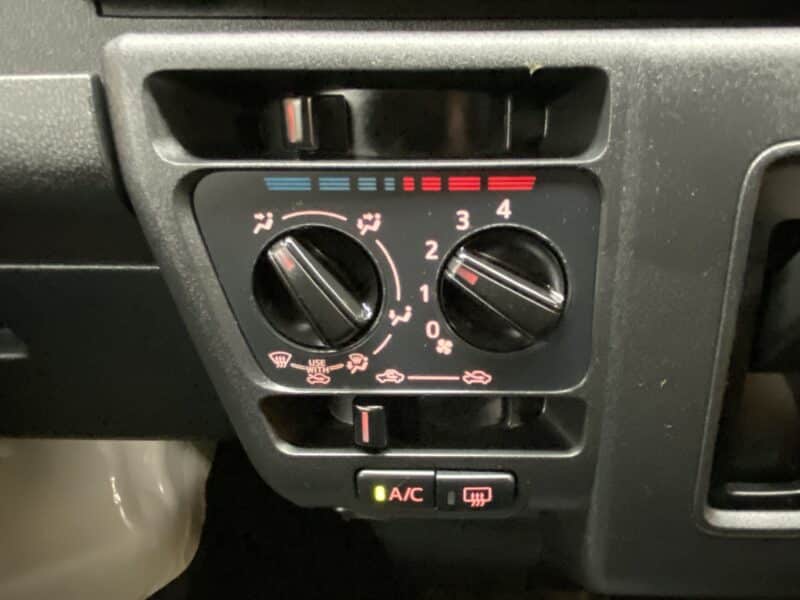 HIJET ハイゼットカーゴ デラックス【現行型】