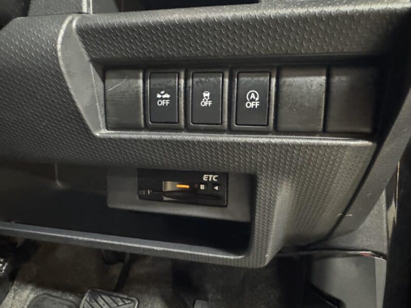 HUSTLER ハスラー 【4WD】【車検2年付】