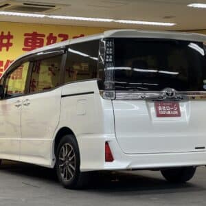 VOXY　ヴォクシー　ＺＳ