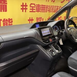 VOXY　ヴォクシー　ＺＳ