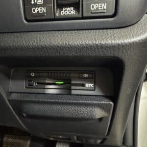 VOXY　ヴォクシー　ＺＳ