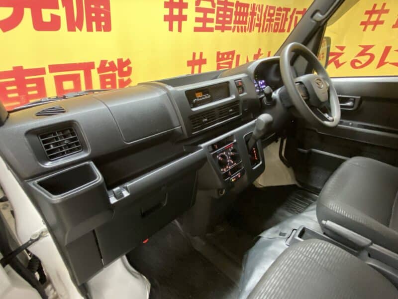 HIJET ハイゼットカーゴ デラックス【現行型】