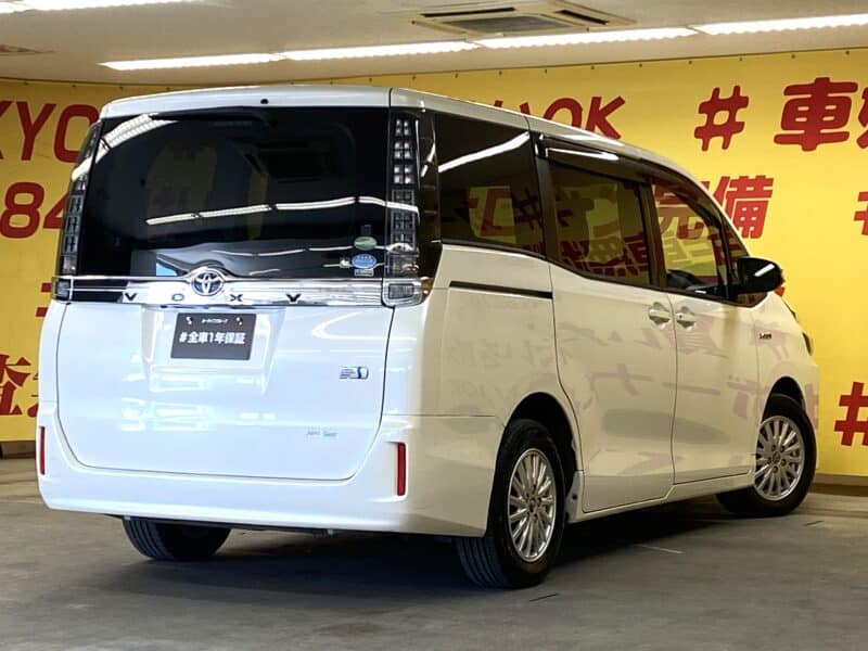 VOXY ヴォクシーHV V 【車検2年付】