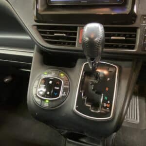 VOXY　ヴォクシー　ＺＳ【総合評価優良車】