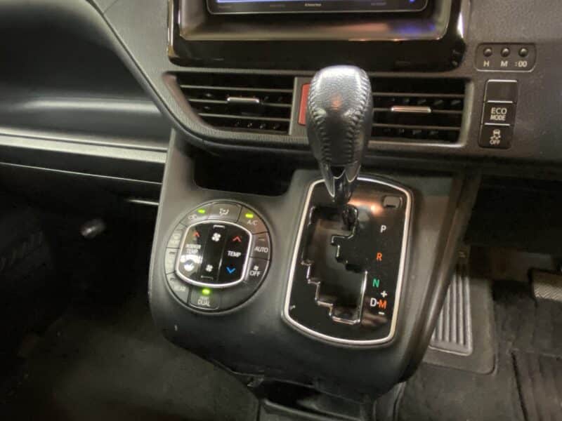 VOXY ヴォクシー ZS【総合評価優良車】