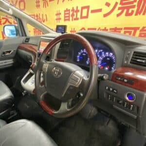 VELLFIRE ヴェルファイア　2.4Z　【車検２年付】【４WD】【カスタム】
