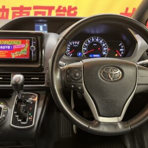 VOXY　ヴォクシー　ＺＳ