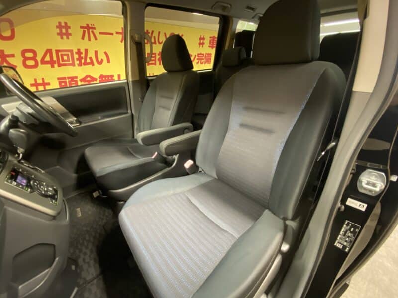 VOXY ヴォクシー ZS