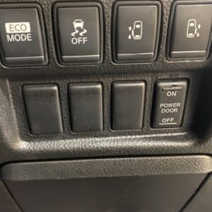 ELGRAND エルグランド ２５０ハイウェイスター