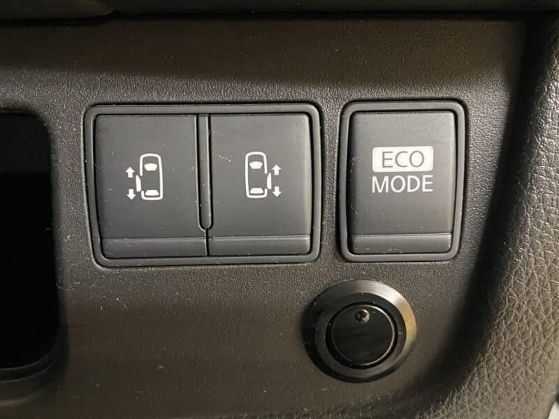 SERENA セレナ ライダー パフォーマンススペック S-ハイブリッド【特別仕様車】【車検2年付】