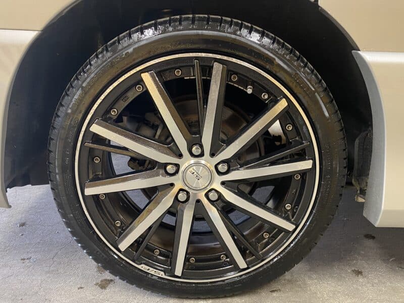 SERENA セレナ ライダー パフォーマンススペック S-ハイブリッド【特別仕様車】【車検2年付】