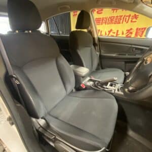 IMPREZA 　インプレッサスポーツ　1.6i【5MT】【4WD】