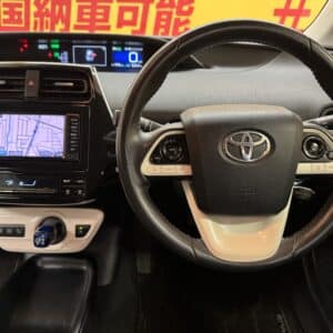 PRIUS　プリウス　S　【4WD】【車検2年付】