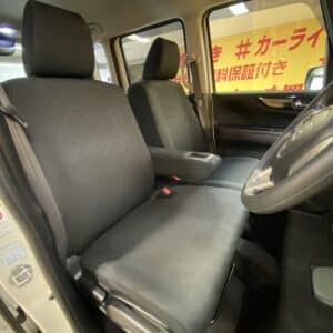 N-BOX　カスタム SSパッケージ　【特別仕様車】【４WD】【新品タイヤ付】