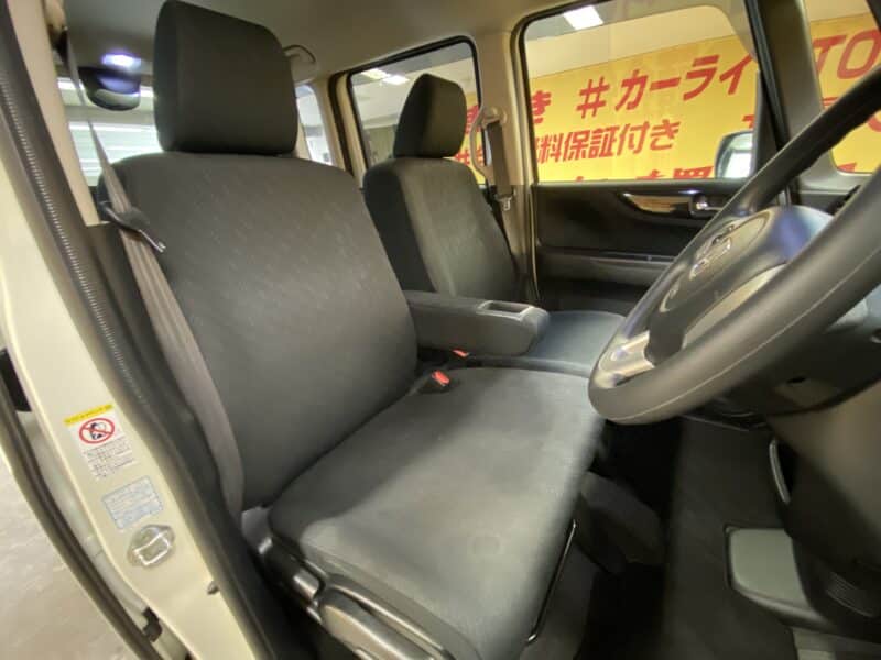 N-BOX カスタム SSパッケージ 【特別仕様車】【4WD】【新品タイヤ付】