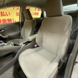 PRIUS　プリウス　S