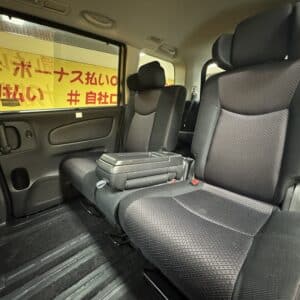 SERENA　セレナ　ハイウェイスター Vセレクション【特別仕様車】