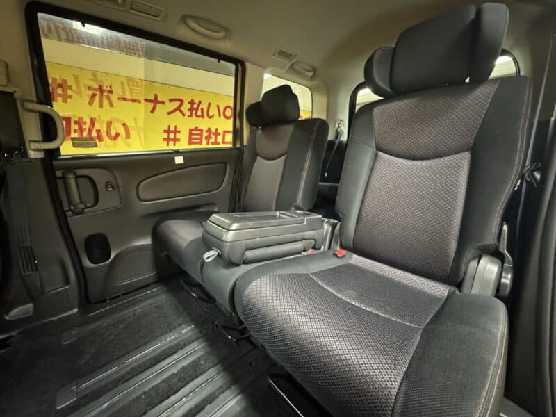 SERENA セレナ ハイウェイスター Vセレクション【特別仕様車】