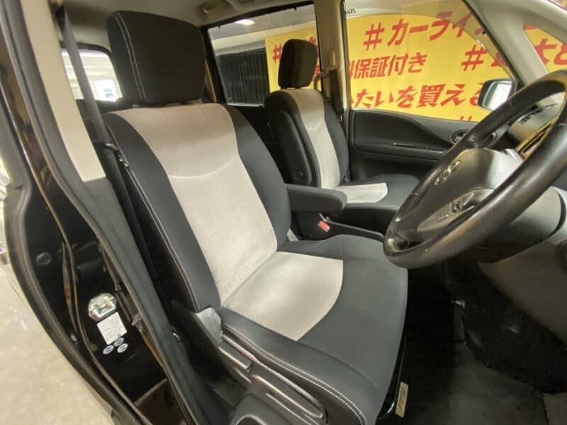 SERENA セレナ ライダー ブラックライン S-HV【特別仕様車】【車検2年付】【タイヤ4本新品】