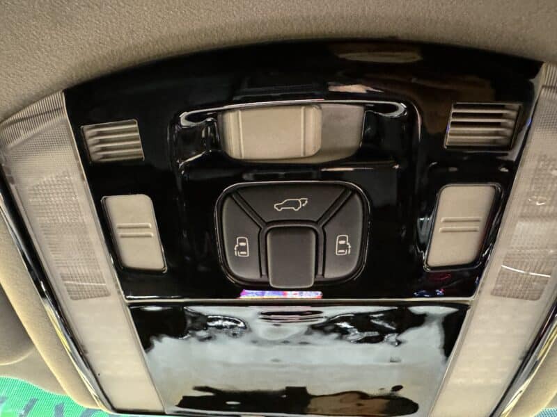 VELLFIRE ヴェルファイア 2.4Z プラチナセレクション【特別仕様車】