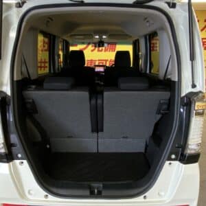 N-BOX　カスタム SSパッケージ　【特別仕様車】【４WD】【新品タイヤ付】